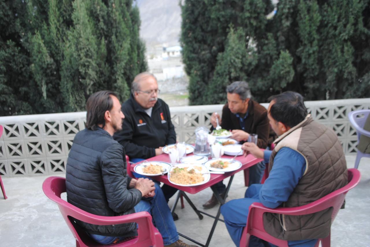 Cozy Lodge Gilgit Exterior foto
